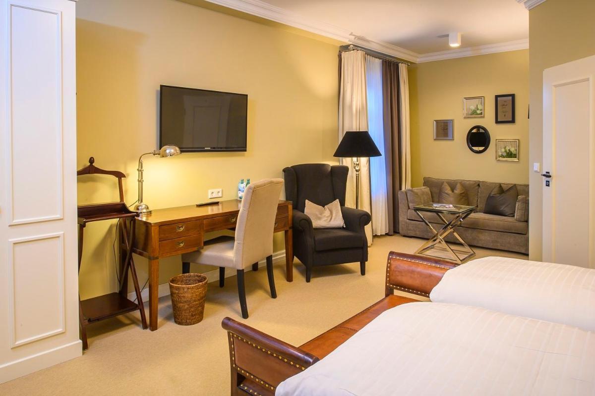 Landhotel Donner Мешеде Екстериор снимка