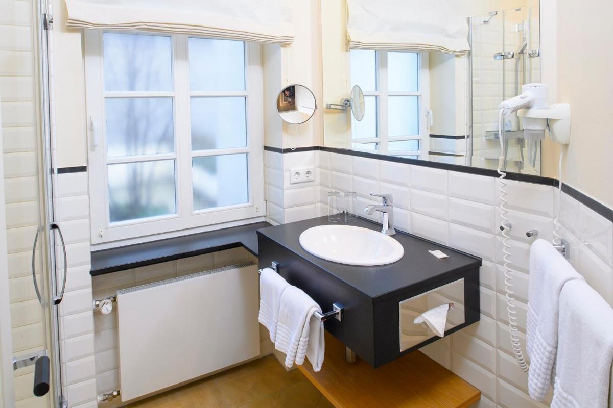 Landhotel Donner Мешеде Екстериор снимка